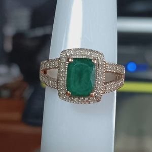 Jared Rose Gold Diamond Ring With Emerald